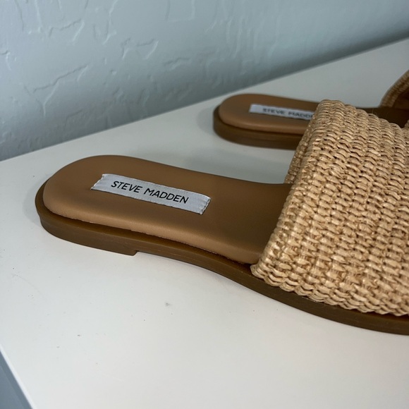 Steven Madden Raffia Slide Sandals - Picture 3 of 6
